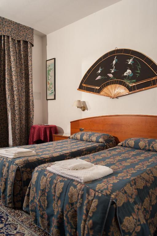 פיאצ'נצה Vip Hotel חדר תמונה